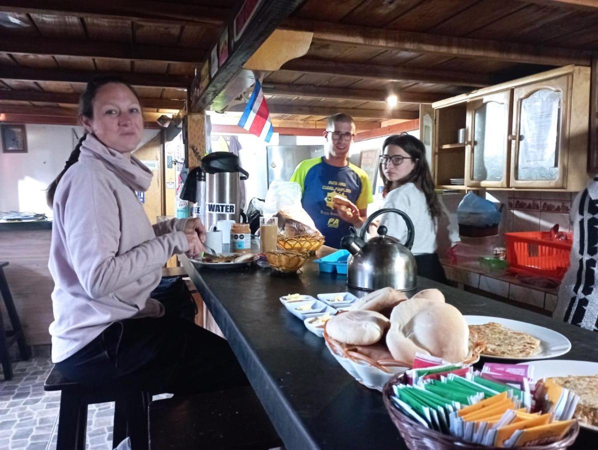 Andes Hostel Huaraz  Ngoại thất bức ảnh