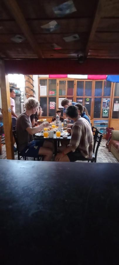 Andes Hostel Huaraz  Ngoại thất bức ảnh