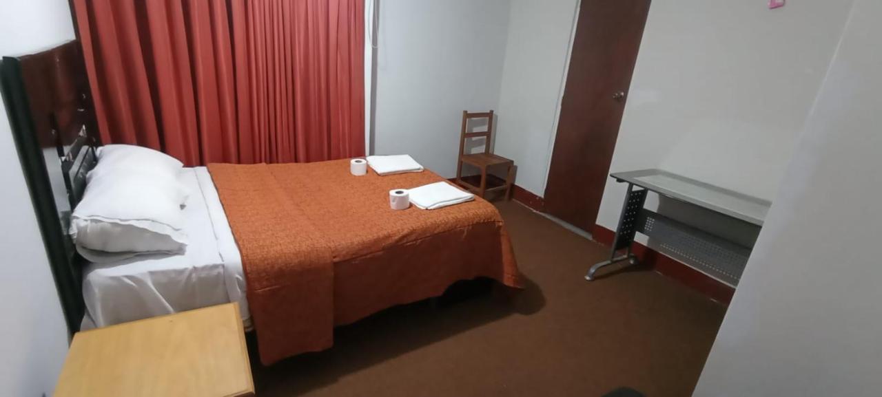 Andes Hostel Huaraz  Ngoại thất bức ảnh
